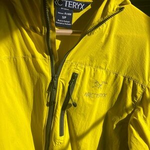 Arc'teryx Vibrant Yellow Windbreaker
